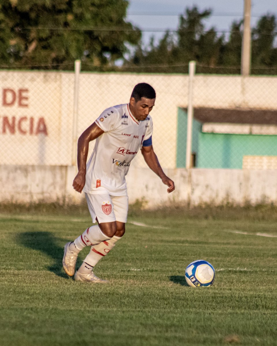 AvantePotiguar's tweet image. A forte declaração de Fernando Tonet, ontem, após a derrota contra o Treze, reverberou no clube.

SAÍDAS CONFIRMADAS:
ZAG - Douglas Santos (titular)
LAE - Izaldo (titular)
MEI - Fernando Portel (titular)
MEI - Walber (titular)

Novo turno, nova cara...

📸 @jmarcelodiaz | #ACDP