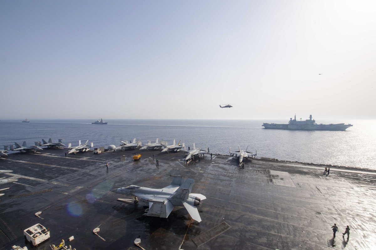 USNavy's tweet photo. #USNavyPhotosoftheDay
1️⃣ @NATO transit Baltic Sea during #BALTOPS24 @USNavyEurope
2️⃣ #VERTREP aboard #USSRafaelPeralta and 3️⃣ @Gipper_76 #ValiantShield24 #FLTOPS in Philippine Sea @INDOPACOM
4️⃣ @TheCVN69 and @ItalianNavy transit Red Sea @US5thFleet
👉 https://t.co/aZddB6hxYf https://t.co/0mrt0AbFba