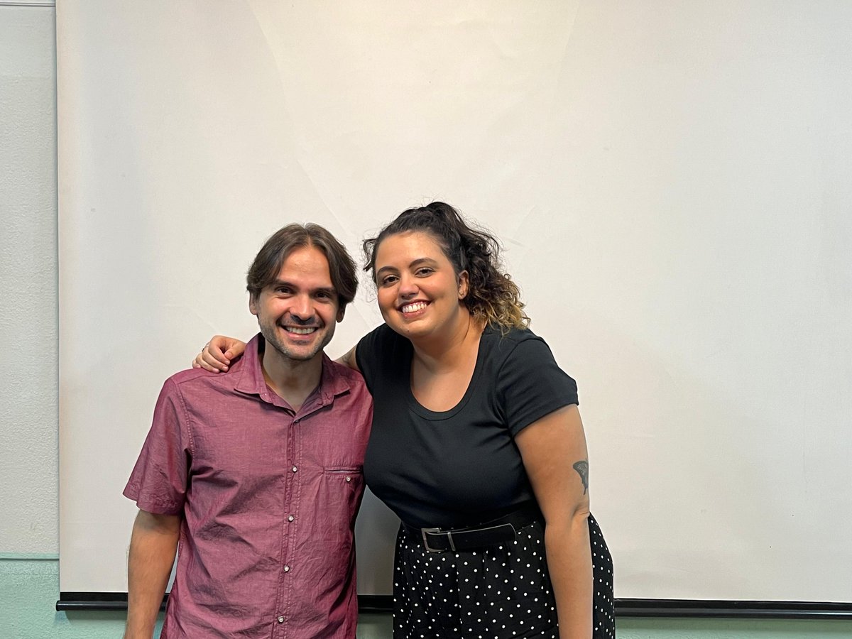 luanghezzi's tweet photo. É com imensa alegria e orgulho que faço este post para a mais nova Doutora em Astronomia: Aline Novais! 😃👏🏼 Ela fez um trabalho inédito na pós-graduação do @valongoufrj e defendeu uma belíssima tese com dados dos telescópios Hubble e James Webb. 🔭😯 https://t.co/85N1FxABVz