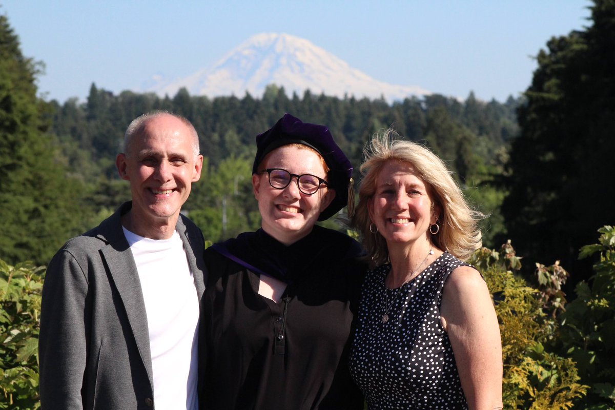 ej_mcdonnell's tweet image. After a long five years, it was a race to the finish, as I defended my dissertation and graduated last week! 

So many thank yous, especially to my committee and to my family and friends who made it a proper celebration!