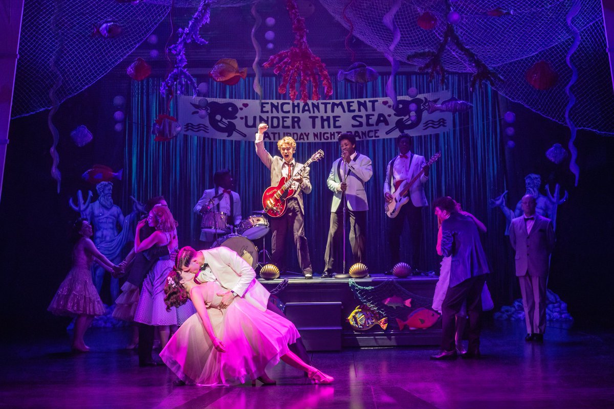 Back To The Future Broadway tweet media