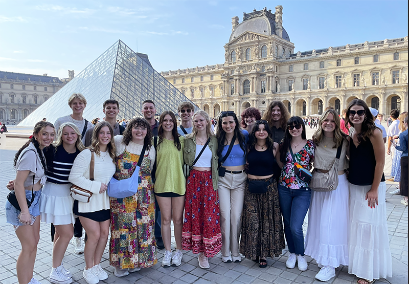 RogersStateU's tweet photo. RSU students in Dr. James Ford’s studies-at-large course spent nearly two weeks studying European culture and history firsthand in a unique learning experience. 

https://t.co/Fo43DFXX5E

#studyabroad #paris #madrid #honorsprogram #rsu #rogersstate #gotoRSU https://t.co/7B7s3KNM9k