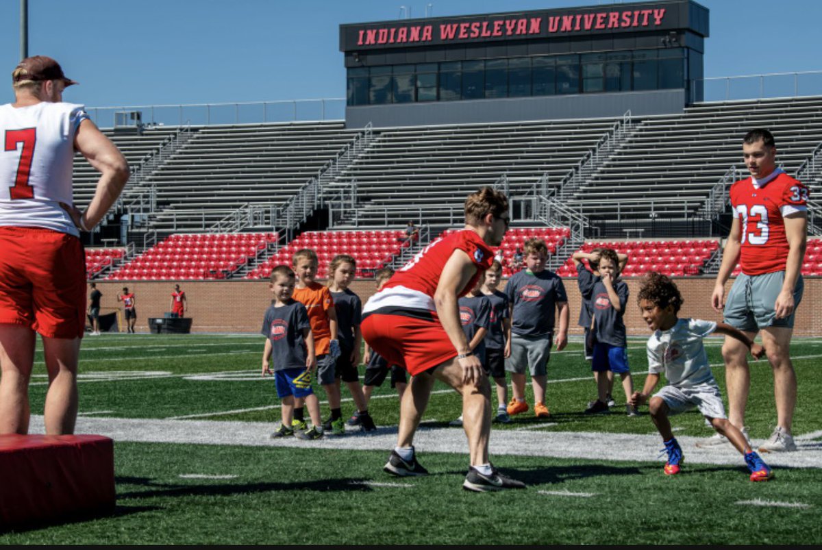 IndWesleyan_FB's tweet photo. PARENTS WE KNOW THAT CAR RIDE HOME WAS VERY QUIET‼️ https://t.co/zGYJRhCQJ8