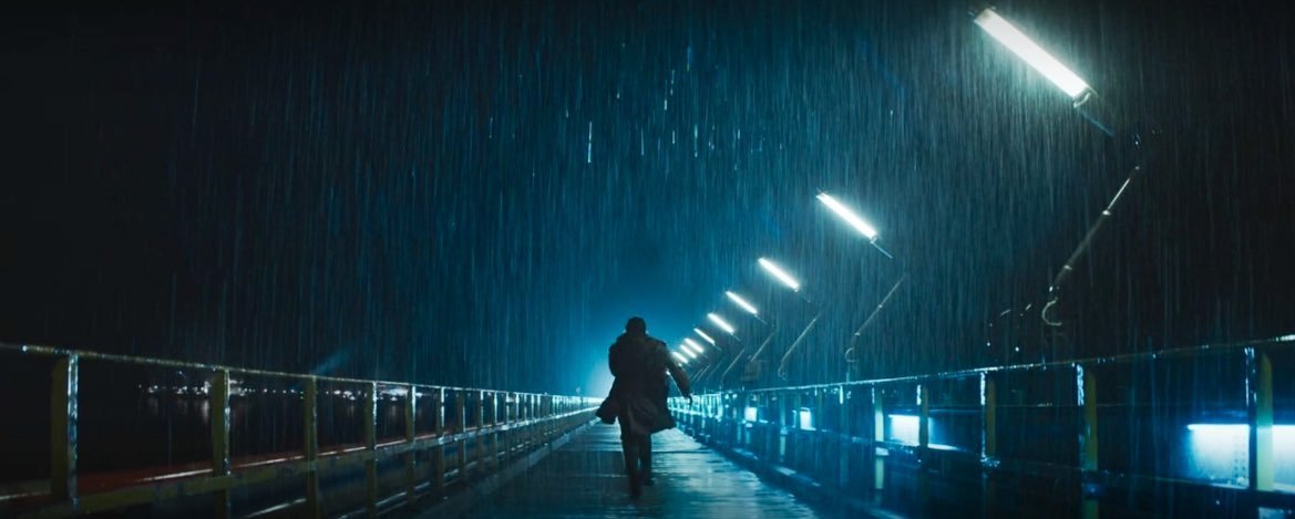 CultureCrave's tweet image. Writers for #Andor S2

Ep 1-3: Tony Gilroy 
Ep 4-6: Beau Willimon 
Ep 7-9: Dan Gilroy 
Ep 10-12: Tom Bissell 

There will be a one-year time jump every three episodes