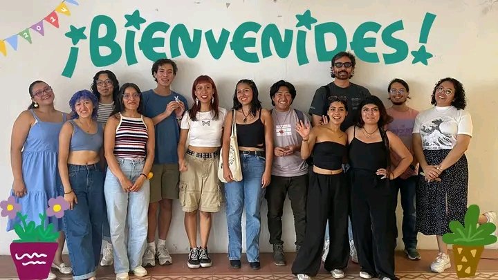 oftalmicakids's tweet photo. ¡Les presentamos a nuestro equipo de voluntaries 2024! 

Muchas gracias a todes por unirse a esta gran celebración al cine hecho por infancias. 🎬🩵 https://t.co/Y5qgojB66p