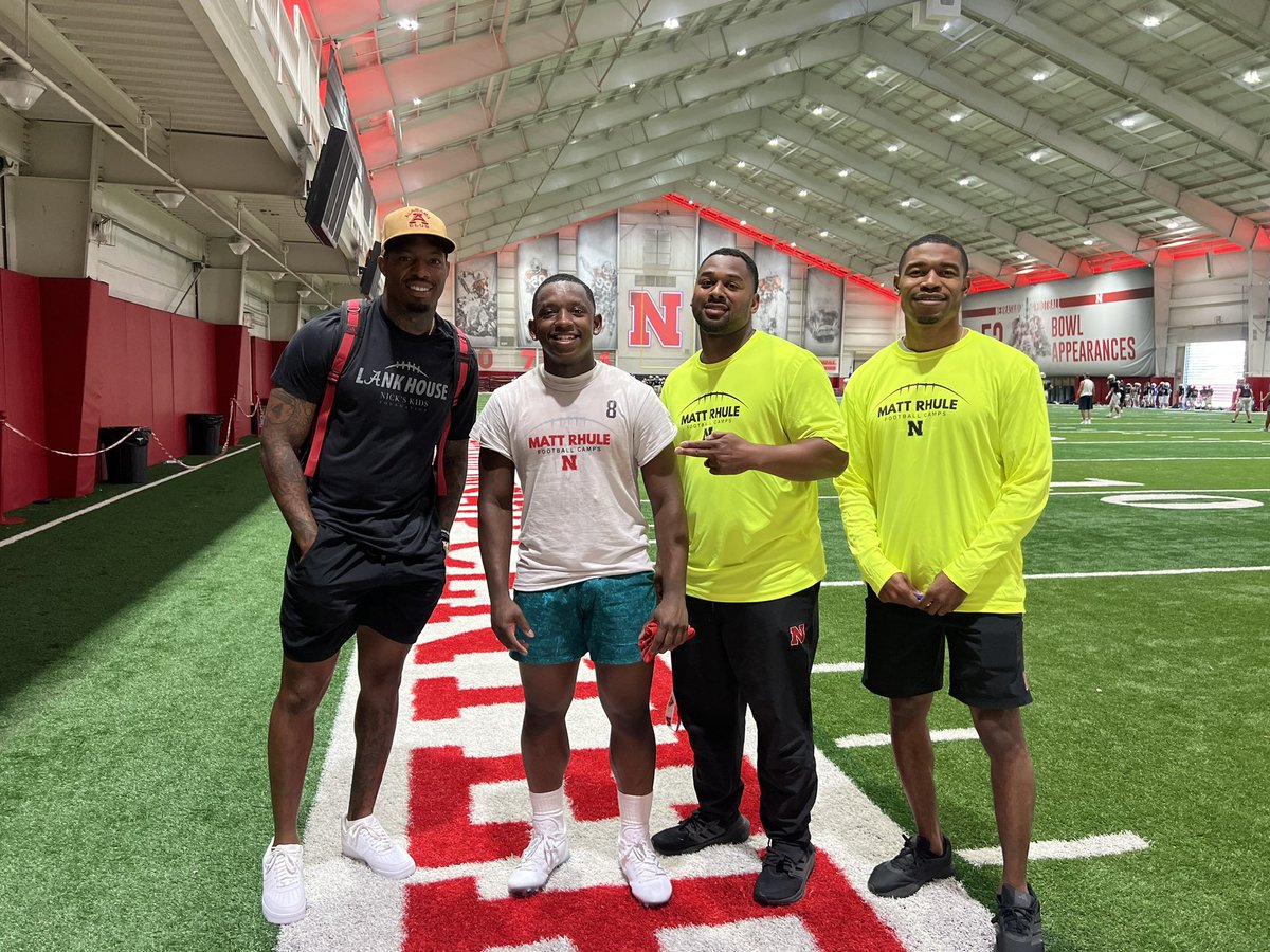 TheKhiman608's tweet photo. Huge thanks to the Nebraska Football @HuskerFootball staff! Got a lot of work in and learned so many new skills. Your support and mentorship mean the world to me! #GoBigRed #Grateful #SkillsForLife 
@taylor4richards @haha_cd6 @CoachEJbarthel @HuskerCoachTW https://t.co/ChtJAfmEpH