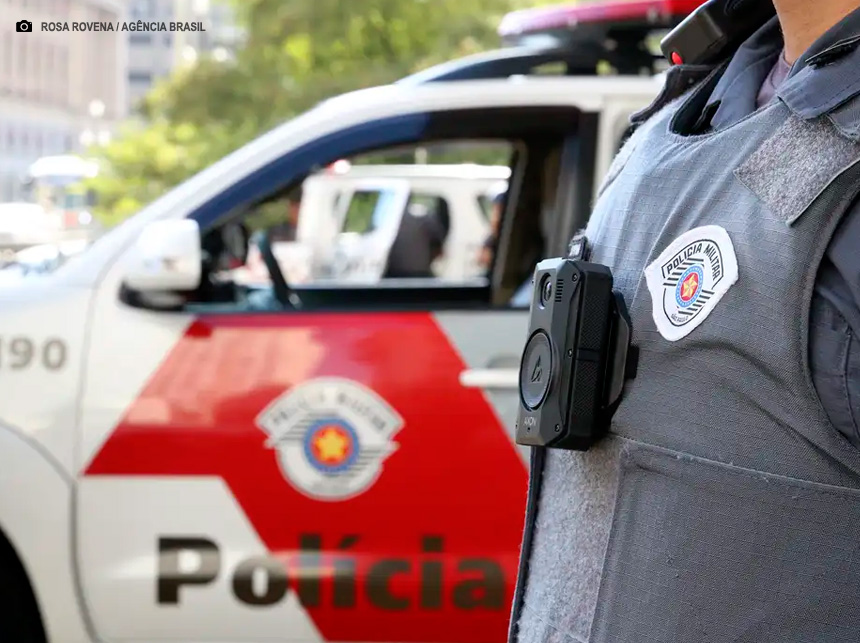 PDNewsBR's tweet image. PMSP determina que câmeras devem ser acionadas em todas as ocorrências

politicadistrital.com.br/2024/06/10/pms…

#SãoPaulo #Câmeras #PMSP #Ocorrências #PolíciaMilitar