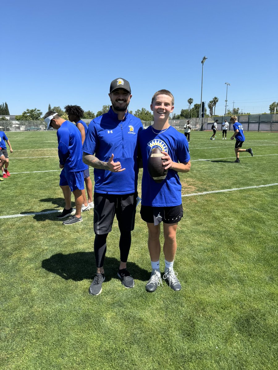 HepnerJack's tweet photo. Thank you to @SanJoseStateFB and Coach @BRayStutzmann for having me at their camp. I made a lot of great connections and I’m looking forward to tomorrow #football #collegefootball #camps @LHSCOWBOY_FB https://t.co/WYDYpiBO10