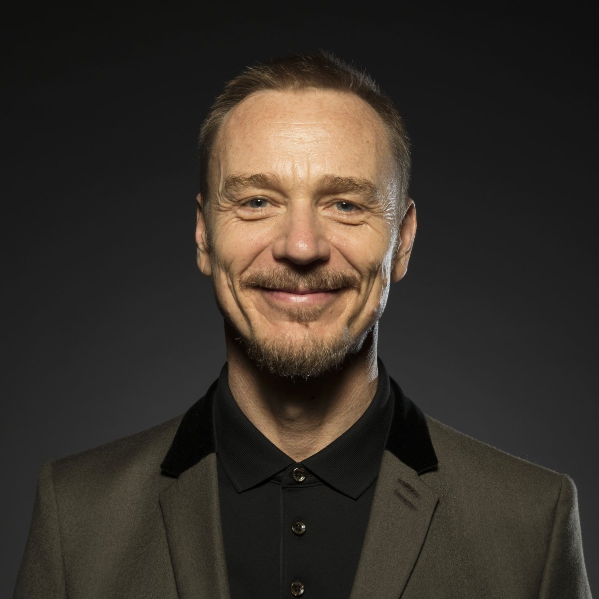 JuanC_Rdgz's tweet photo. 🎬 Happy Birthday Ben Daniels 🎂🎬
#BenDaniels #JupitersLegacy #WalterSampson #RogueOneAStarWarsStory #GeneralAntocMerrick #StarWars #HappyBirthdayBenDaniels https://t.co/cBzKSDngkJ