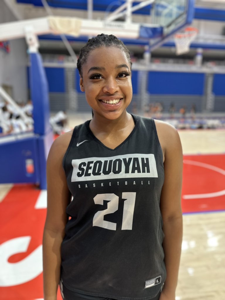 KyleSandy355's tweet photo. F
@SHSLadyHoops 39
@CvilleLadyCanes 32

@milannis2134 14p 4r 1a 2b
@harpercofer_23 6p 1r 1s
@akbeck08 6p 1r 1a 1b

@Senai_Camper12 14p 2r 1a 3s

#WolvesTeamCamp https://t.co/vQ9zw5Jo20
