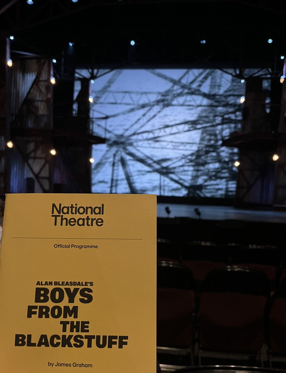 FoxTheRedCat's tweet image. I can’t stop thinking about Boys From the Blackstuff!😍
The cast of is brilliant! Funny, moving, and all around unforgettable. It was an honor to see them perform on stage, and to even meet them after!!🎭❤️ @BarrySloane you made my year!!
#BoysFromTheBlackstuff #NationalTheatre