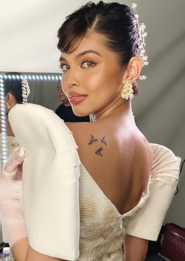 ma1208an's tweet photo. Goodmorning! Goodmorning! Goodmorning, Nicomaine😘💛😌

Happy Tuesday! 
"You are not enough. You are everything!"
Stay safe. Stay healthy. Stay happy. 

@mainedcm | #MaineMendoza https://t.co/YB9OPW26Uu