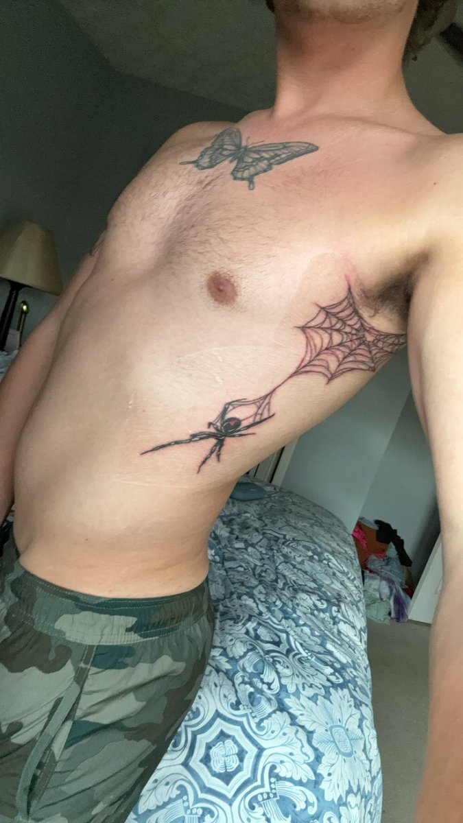 blakexhawks's tweet photo. MORE BUGS 🦂🦋🕷️🕸️ https://t.co/SbdGj5KSP4