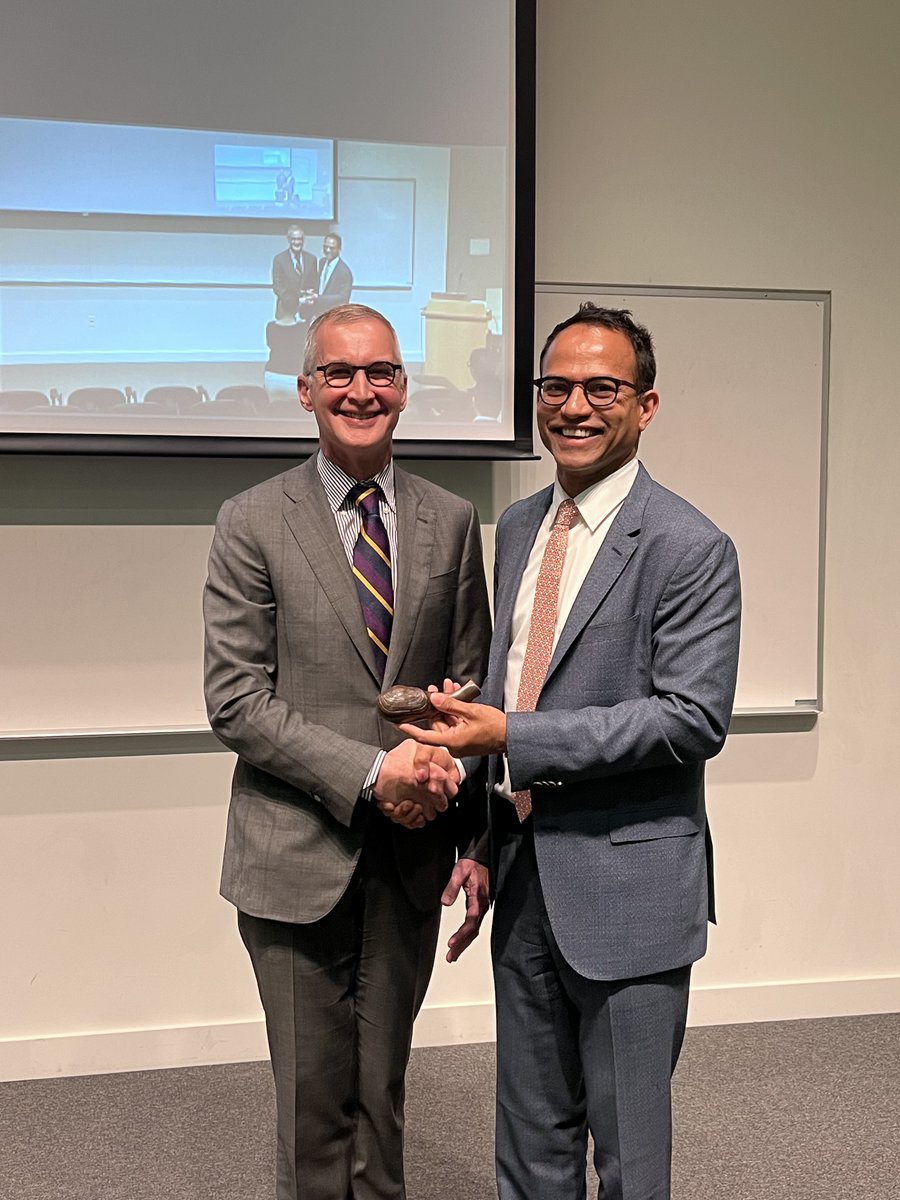 uwurology's tweet photo. Thank you @peepeeDoctor for an amazing lecture at our 16th Annual Hirschler Lecture and Research Day! Your message was an inspiration and we look forward to incorporating your advice in our future innovations. Special congratulations to @AmighiArash for winning the Karl K. Hirschler "Best Presentation" Selection!