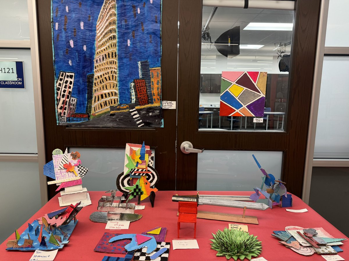 AllisonCunniff's tweet photo. Secaucus Middle School hosted its annual Art Show in the Media Center this evening @SecaucusPSD @SecaucusMiddle So much beautiful artwork on display! https://t.co/gthy8PFw09