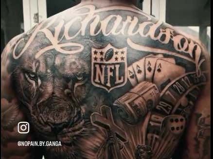 barstoolsports's tweet photo. Fair Or Foul: Anthony Richardson Going Under Anesthesia To Get A Full Back Tattoo https://t.co/NFt7N2L2HL https://t.co/x2EKakwmOe