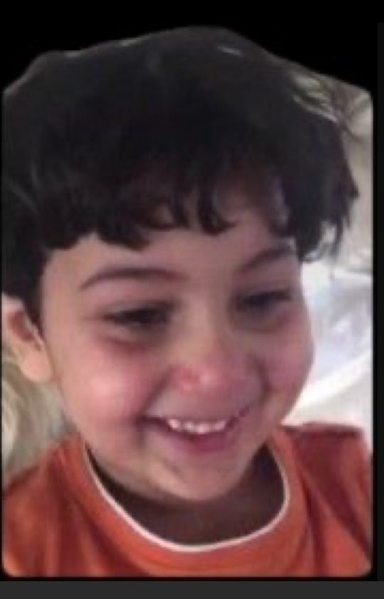 Asmaa_alotaibii's tweet photo. مبرووك القبول لل #AUD445 منورينا جيرانا خصوصًا أخت أنفال 😍😍 https://t.co/hhtprdVKp3