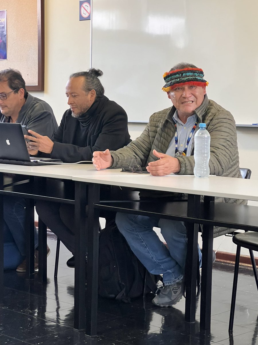 deborahdp's tweet photo. Wrays Perez: Somos los reconstructores, no creadores. Lo que hacemos es visibilizar la autonomía @PolEcoNet #pollen24 https://t.co/9R8lrBS5Ma