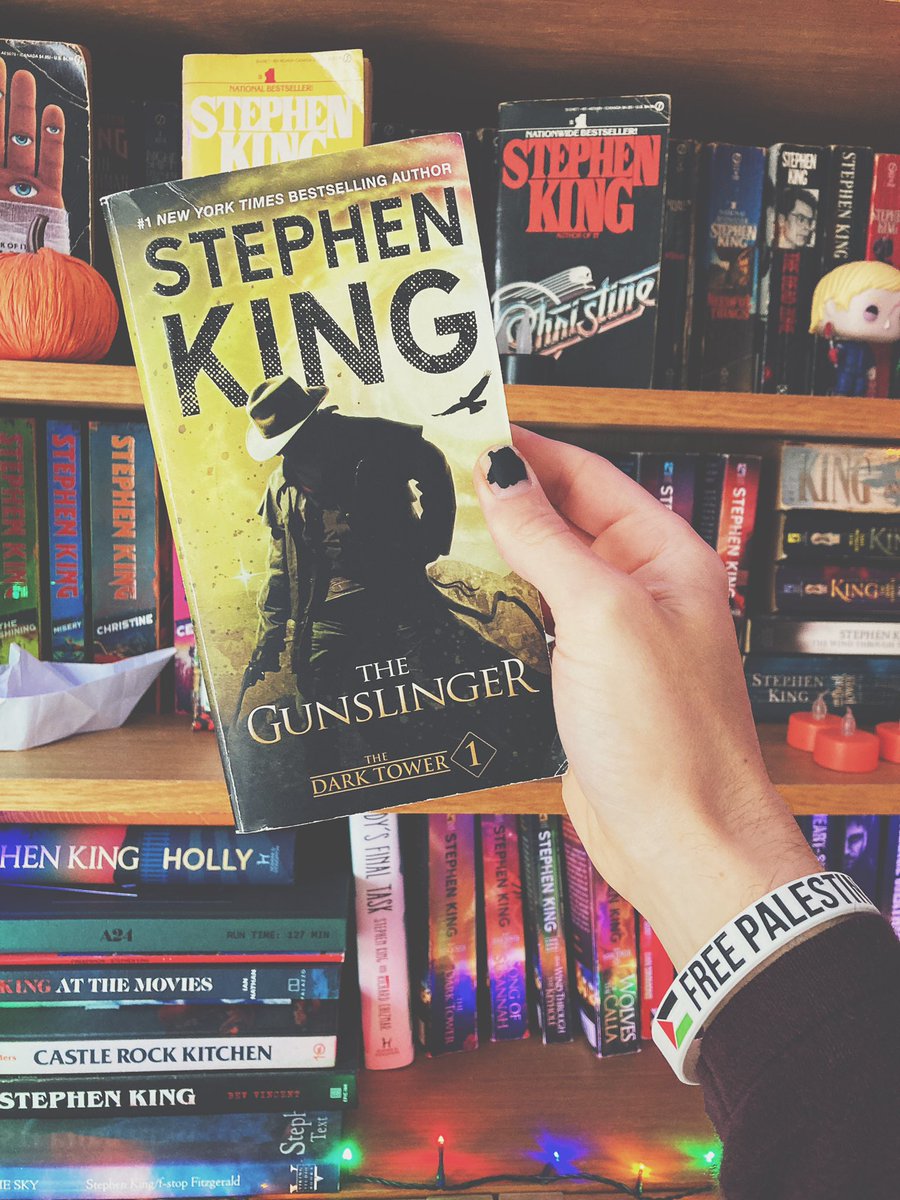 davemusson's tweet image. The man in black fled across the desert…

On this day in 1982, @StephenKing’s The Gunslinger was published as a novel for the first time, limited (initially) to just 10,000 copies.

Big day for Dark Tower fans - are you one of them?