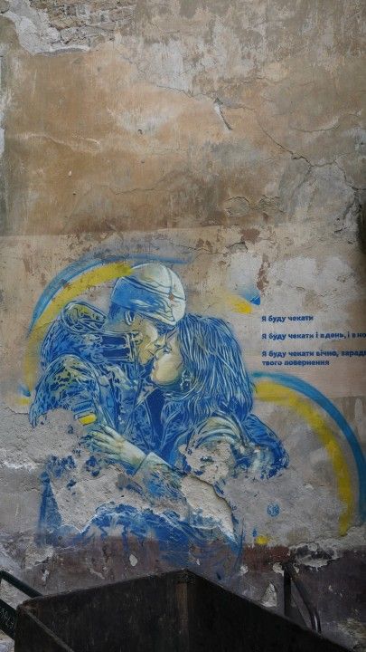 MarcoBubba's tweet photo. It's been one year since that magical experience and it still feels like it was yesterday: lifelong friendships, stories of survival from a warzone and the cruel switch from screen to reality.

https://t.co/wFo5SQQrOj 

#volunteeringmatters #human #helpothers #Ukraine #learnings https://t.co/wxcEOtChn3