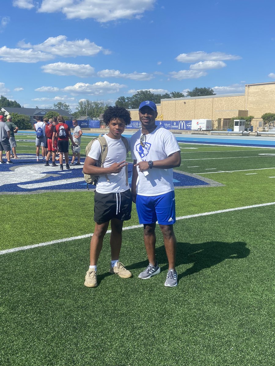 Darell228's tweet photo. Had a Great! Time at the Eiu camp, Thank you for the opportunity and thanks for all the good coaching @CoachFlemingEIU https://t.co/eyqhDaWBJH