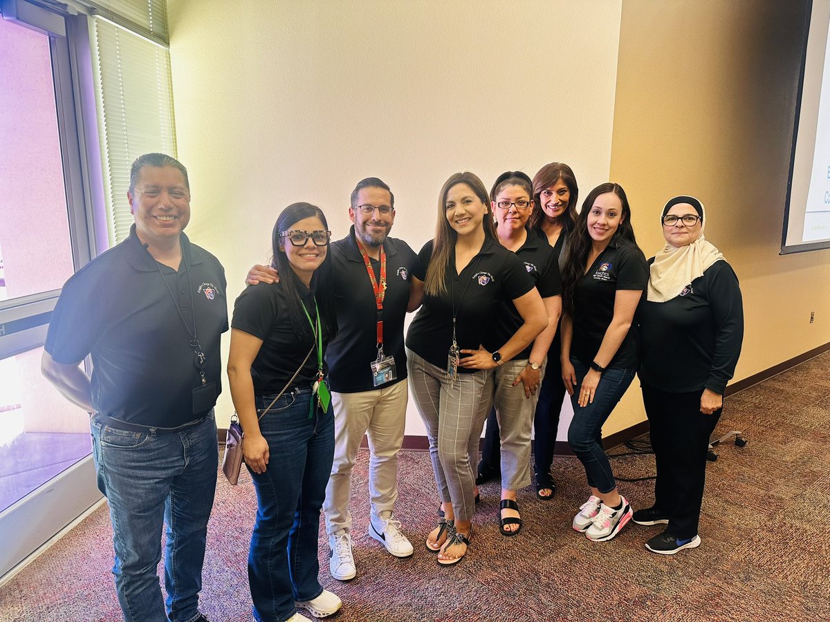 JonFlores_EP's tweet image. Guiding Coalition is already hard at work planning for 24-25! Thank you team for a great day of learning! @JEksaengsri_CI @SISD_ES #TeamSISD #ItsAnItuarteThing
