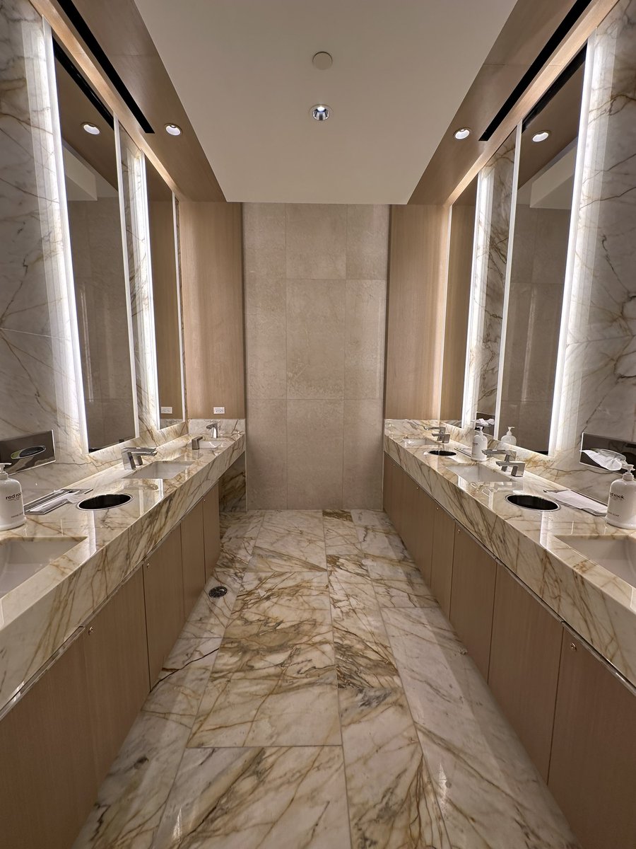 redrockcasino's tweet photo. Pleased to announce the debut of our newly remodeled restrooms 🚽

Our comfortable commode

Luxurious loo

📍Located next to Leoncito https://t.co/b5GRNIAnZl