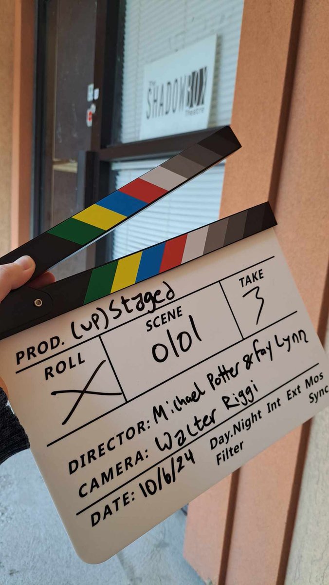 UpStagedSeries's tweet photo. It’s beginning to look a lot like (up)Staged! #upstaged #upstagedseries #upstagedwindsor #comedy #comedyseries #postproductionswindsor #windsor #windsorontario #filmmaker #webseries #tvseries #yqg #windsorartists #comedyshow #windsortv https://t.co/uHvRl9HWrO