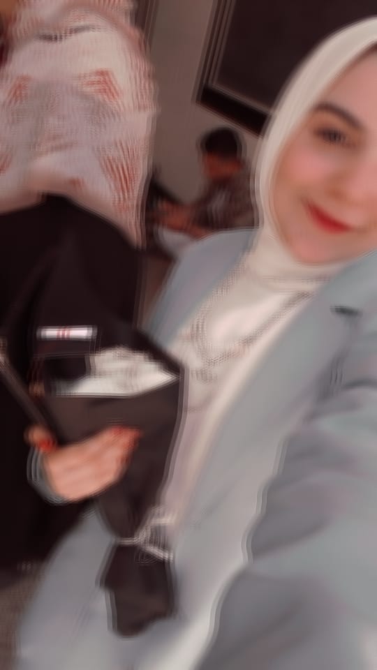 heba_bibo_'s tweet photo. My discussion of graduation project is done 🎓 ♥️♥️♥️♥️
Just graduation👩🏻‍🎓
تفاصيل من يوم لطيف🥰🙂‍↔️رغم بصراحه انى صحيت متاخر عن ما كنت عامله حساب واتكروت فحجات كد بس الحمد لله يو عدى على خير كان خفيف وحلو رغم زعلى انى متصورتش مع كذا حد غاليين عليا اوى وهيوحشونى اوى اوى اوى 🥹♥️🎓 https://t.co/Ha5V5DVSsh