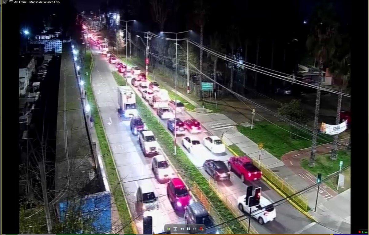 UOCT Curicó: 18:30 Aumento de congestión vehicular por Av. Juan Luis Diez con Av. Freire, en dirección norte