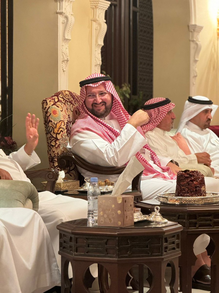د. م. ناصر بن كدسه .. فِدوة وطن tweet media