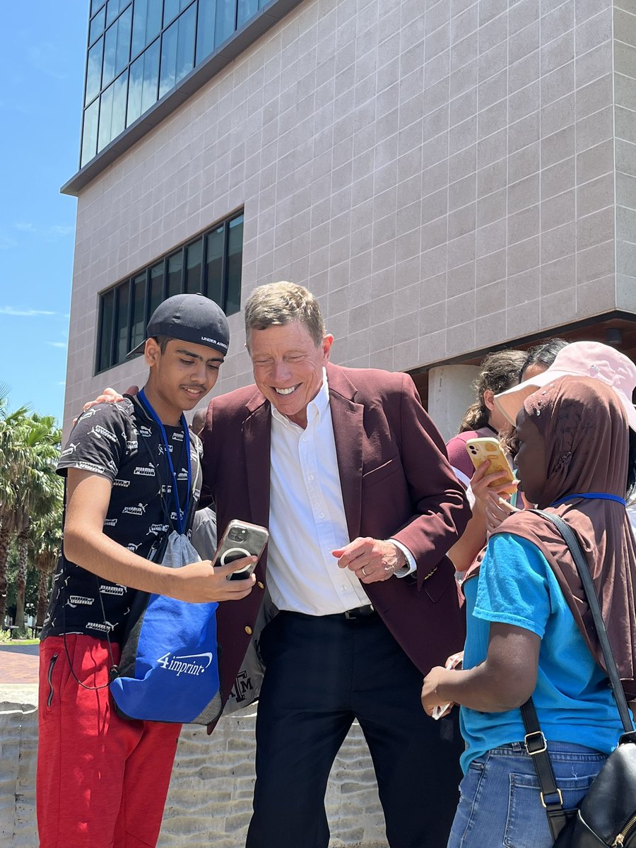 Lamar CISD Multilingual Education tweet media