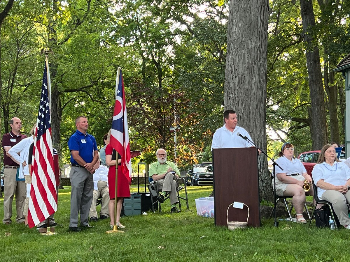 bg_mayor's tweet photo. Thank you to all who joined us for the dedication of the Hometown Heroes Veterans Banners and Community Band Concert yesterday evening! For more information on this important project, visit https://t.co/zURHxWNFu9 https://t.co/bp8WtF2tIW