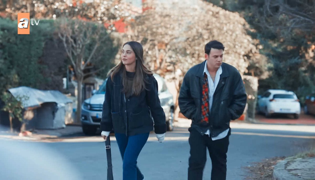 Di al verdad que plan querías hacer?

Ogulcan... muy bien.

UNIDOS POR EL DIRE #TodoPorMiHogar