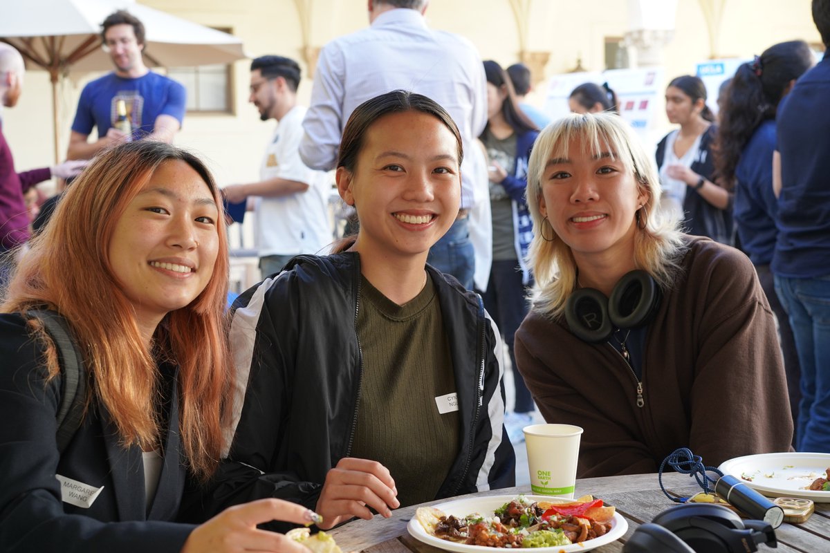 Celebrating the end of the academic year &amp; the center's core resources with tacos, posters &amp; prizes! Our research cores serve over 700 users from 200+ labs across 40 UCLA departments. To learn more about the cutting-edge equipment we provide, check out: stemcell.ucla.edu/shared-resourc…
