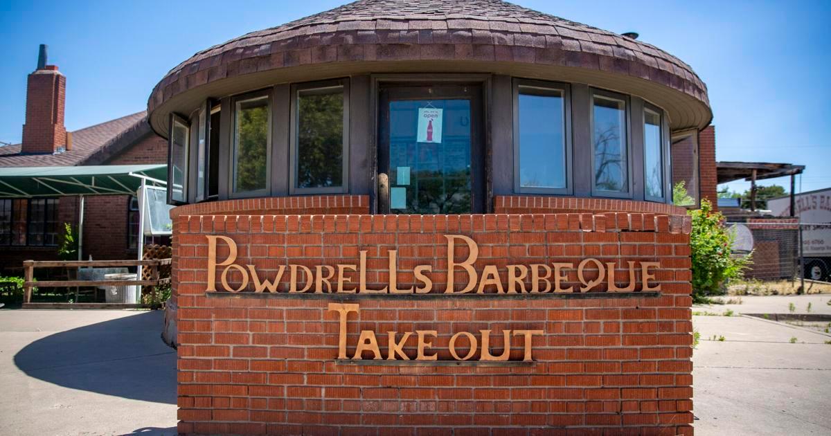 ABQJournal's tweet photo. Saying farewell to an icon: Mr. Powdrell's Barbecue bids adieu https://t.co/LYjgroYQLJ https://t.co/BqL2ekwGoR
