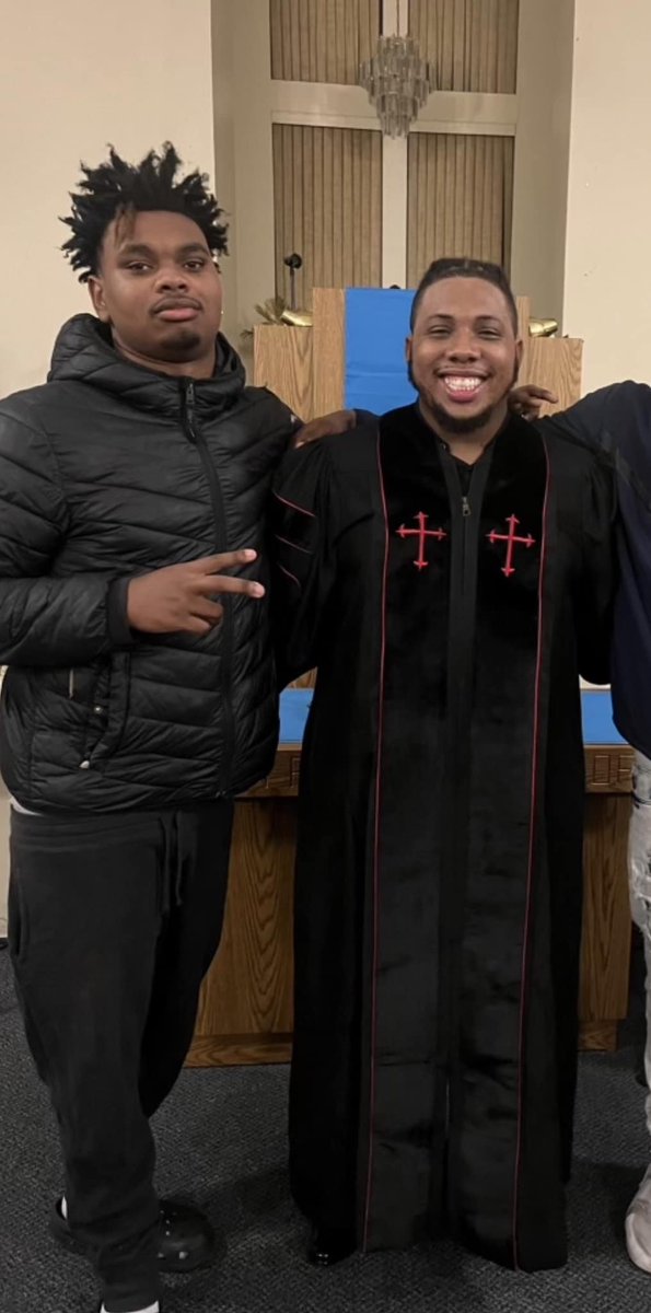 17 y/o Amarr Murphy-Paine was shot and killed at Garfield High School last week. His pastor tells me he leaves behind 3 younger brothers who considered him as a hero. The pastor &amp; another parent explain their efforts to protect the youth in the community on <a href="/KIRO7Seattle/">KIRO 7</a> at 6pm.