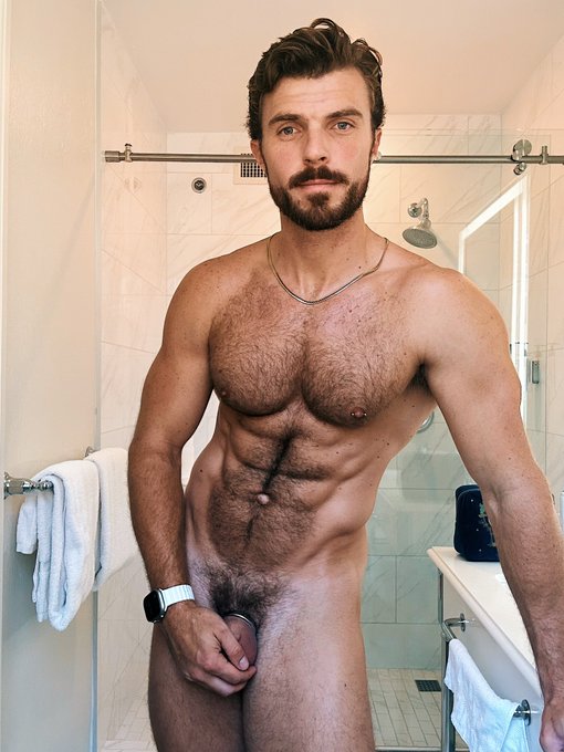 Help me get my back https://t.co/lB6MuN7i87