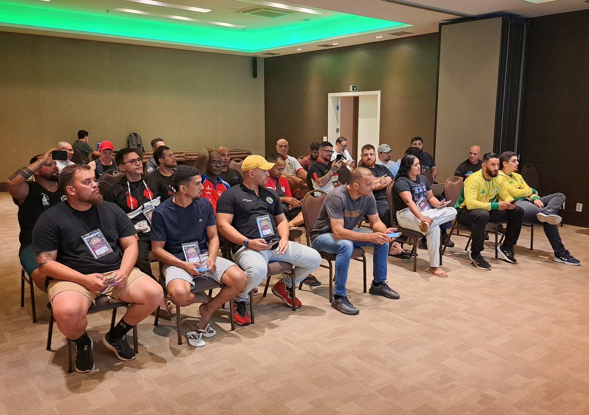 cbboxe's tweet photo. CAMPEONATO BRASILEIRO ELITE DE BOXE 2024 🥊🇧🇷
Confira a programação completa e chaveamento do maior torneio nacional da história: https://t.co/3coMTfQn6r
Curta e compartilhe o post e boa competição!
#CBBoxe https://t.co/n95nVdtHN2