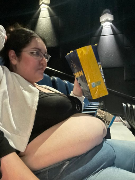 I'm ballooning to size 5XL!!!... https://t.co/MbHXKLw6Cx<a href="/tag/happysaturday"class="tags"><span>#happysaturday</span></a>