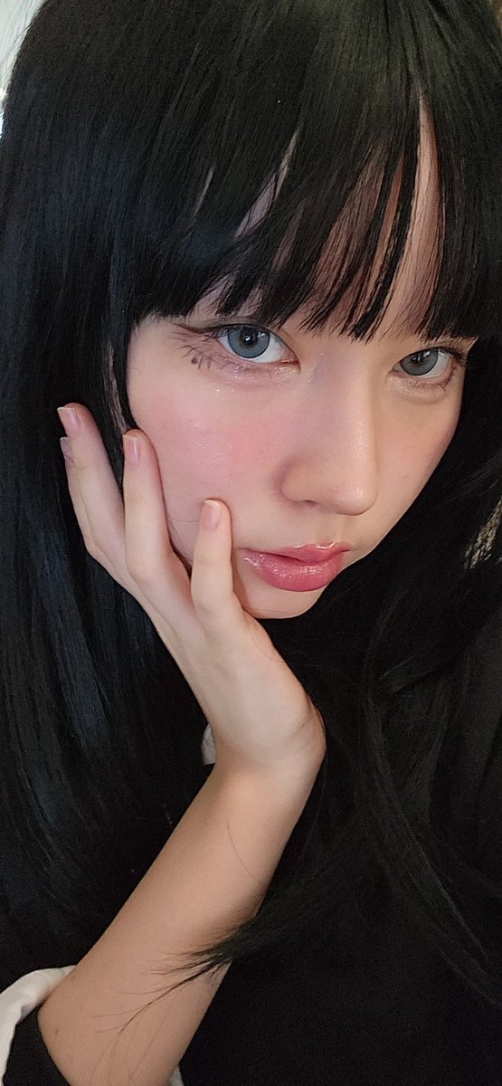 cinnamohime's tweet photo. 今日は @junjiitofficial さんのEXHIBITION行きました！！絵がすごく素敵でした🫶🏻富江のコスプレで行きました🙂‍↕️
Went to ito junjis art exhibit today!! Cosplay is tomie !! :3 https://t.co/JrvIb3L10m