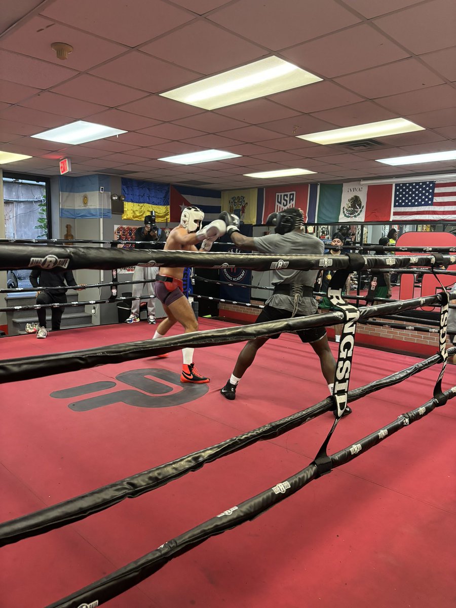 Johnny Ward tweet media