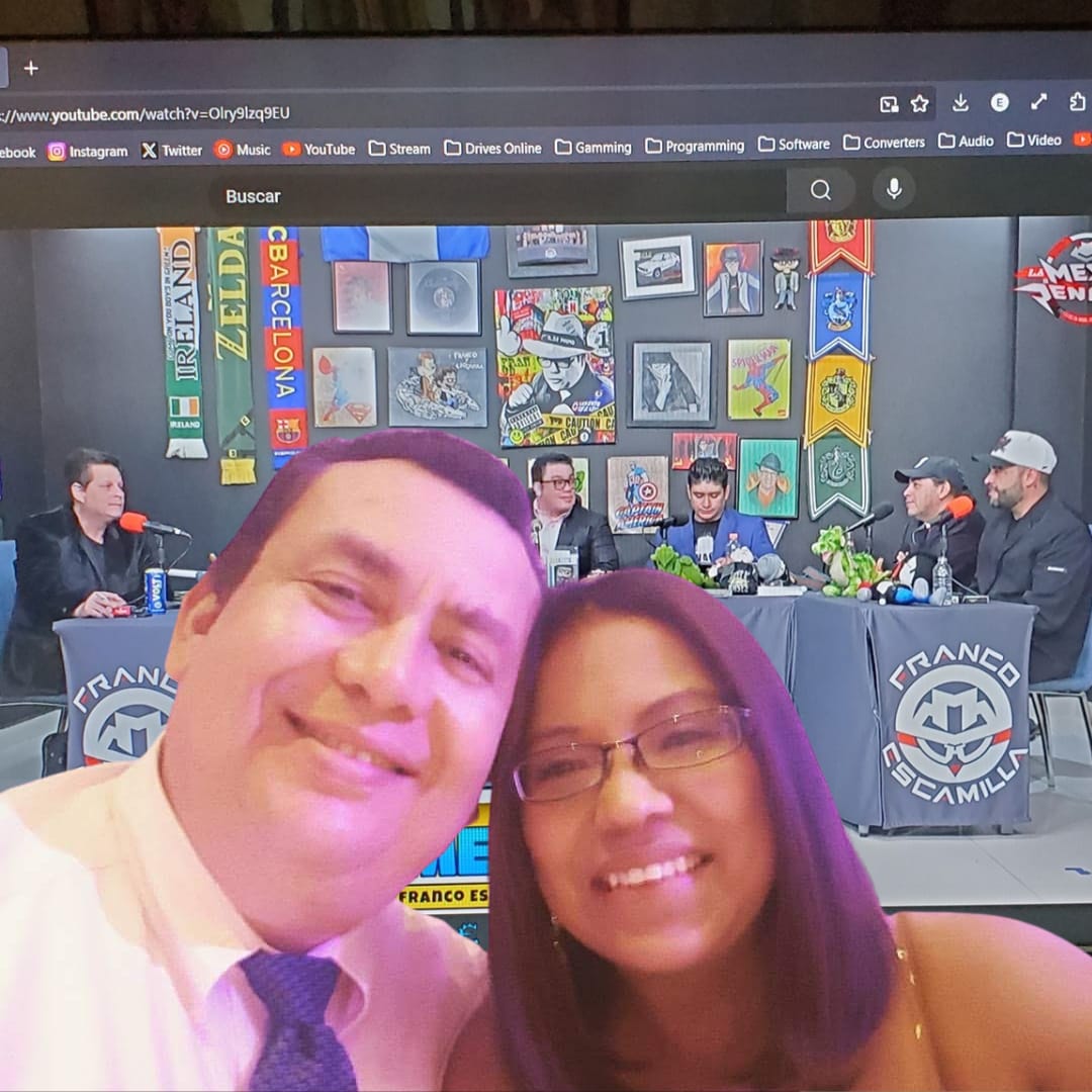 #LaMesaReñoñaEnVivo
#LaMesaReñoña400
Bien elegantes viendo la mesa 400...
<a href="/soyrachelll/">Rachel Acosta</a> <a href="/SaulVazz/">Saúl Vazz</a> <a href="/soyluiscoria/">Luis Coria</a> <a href="/derekvilla/">mauricio villa</a> Dr. <a href="/rubestelflores/">Rubestel Flores / Ruby</a> <a href="/yamirootz15/">Yamis🤍</a> <a href="/BryaanRamos/">Bryan Ramos</a>
#ChismePerrysVIP
#SodalesLuperxis