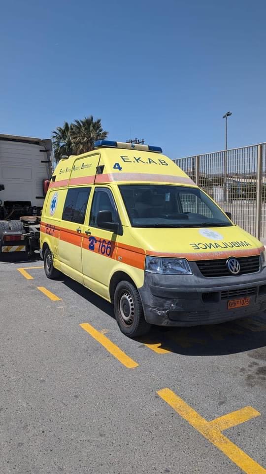 ad_assist's tweet photo. Sometimes, a patient's condition requires specialist equipment. A recent case, a vacuum mattress was necessary for a stretcher repatriation from Crete to Leeds. Not only did our medical escort do an outstanding job assisting the patient back to the UK but the team at UCS Medical https://t.co/9GAeGLhlTs