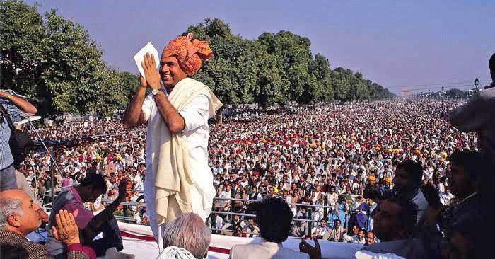 Danny kasana(मैं भी पायलट) (@danny_kasana) on Twitter photo किसानों के लोकप्रिय नेता, पूर्व केंद्रीय मंत्री स्व. श्री राजेश पायलट जी, की पुण्यथिति पर उन्हें नमन एवं श्रद्धांजलि। बतौर एक किसान के बेटे के रुप में मुझे खुशी है कि <a href="/SachinPilot/">Sachin Pilot</a> जी, उनके पिताजी के अधूरे सपनों को पूरा करने के लिए लगातार संघर्ष कर रहे हैं। #राजेश_पायलेट_अमर_रहे किसानों के लोकप्रिय नेता, पूर्व केंद्रीय मंत्री स्व. श्री राजेश पायलट जी, की पुण्यथिति पर उन्हें नमन एवं श्रद्धांजलि। बतौर एक किसान के बेटे के रुप में मुझे खुशी है कि <a href="/SachinPilot/">Sachin Pilot</a> जी, उनके पिताजी के अधूरे सपनों को पूरा करने के लिए लगातार संघर्ष कर रहे हैं। #राजेश_पायलेट_अमर_रहे