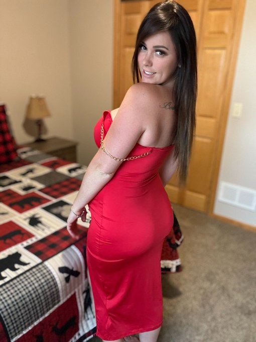 How&rsquo;s that booty be looking in this dress tho? ❤️  #milf #mature #boobs #titties #ass #booty #anal #wetpussy<a href="/tag/booty"class="tags"><span>#booty</span></a><a href="/tag/sex"class="tags"><span>#sex</span></a><a href="/tag/mommy"class="tags"><span>#mommy</span></a><a href="/tag/highheels"class="tags"><span>#highheels</span></a><a href="/tag/titties"class="tags"><span>#titties</span></a><a href="/tag/fetish"class="tags"><span>#fetish</span></a>