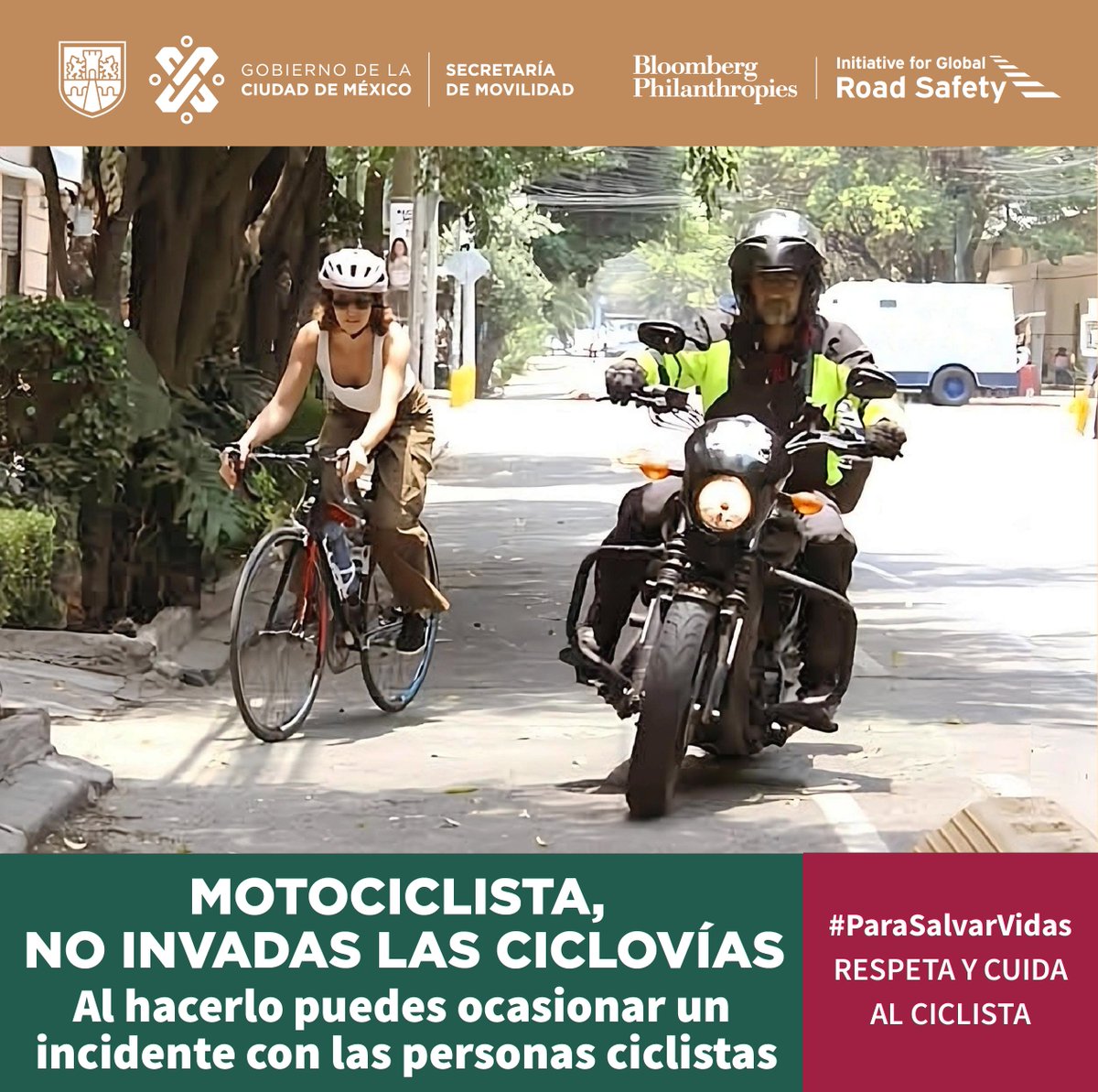 MIBiciCDMX's tweet photo. Motociclista, no invadas las ciclovías, ni tantito 🤏

Son carriles exclusivos para la circulación de vehículos no motorizados 🚴‍♀️🛼🛹🛴

Respeta los lugares destinados a los diferentes modos de transporte y #CuidaAlCiclista 🤓 https://t.co/V46ScU2tFI