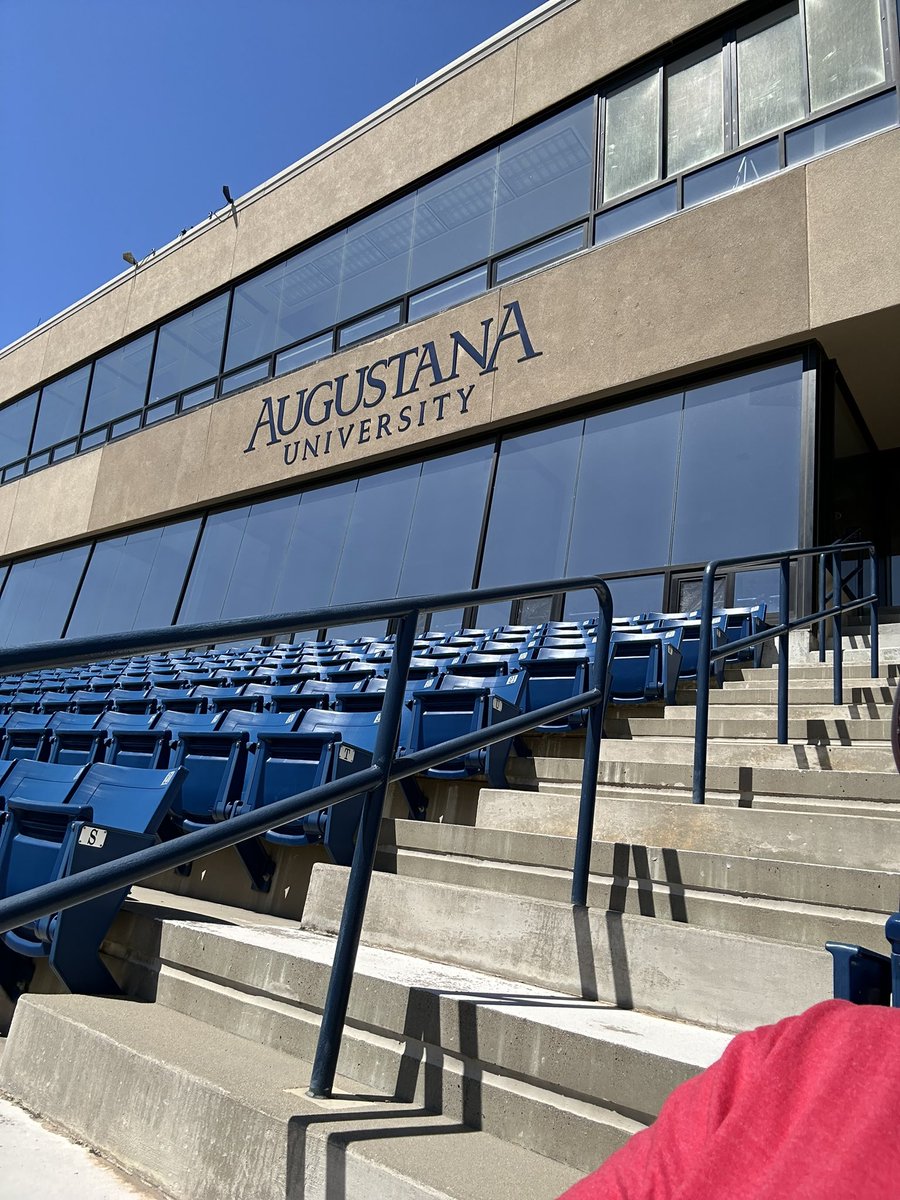 Had a great time this past weekend at <a href="/GoJacksFB/">SDSU Football</a> and <a href="/AugieFB/">Augustana Football</a> camps! 
@CoachMeyersSDSU @SDSURogers3 <a href="/CoachChaseKing/">Chase King</a> <a href="/CoachCBrink/">Casey Brink</a> <a href="/CoachOJ_/">Jerry Olszewski</a>