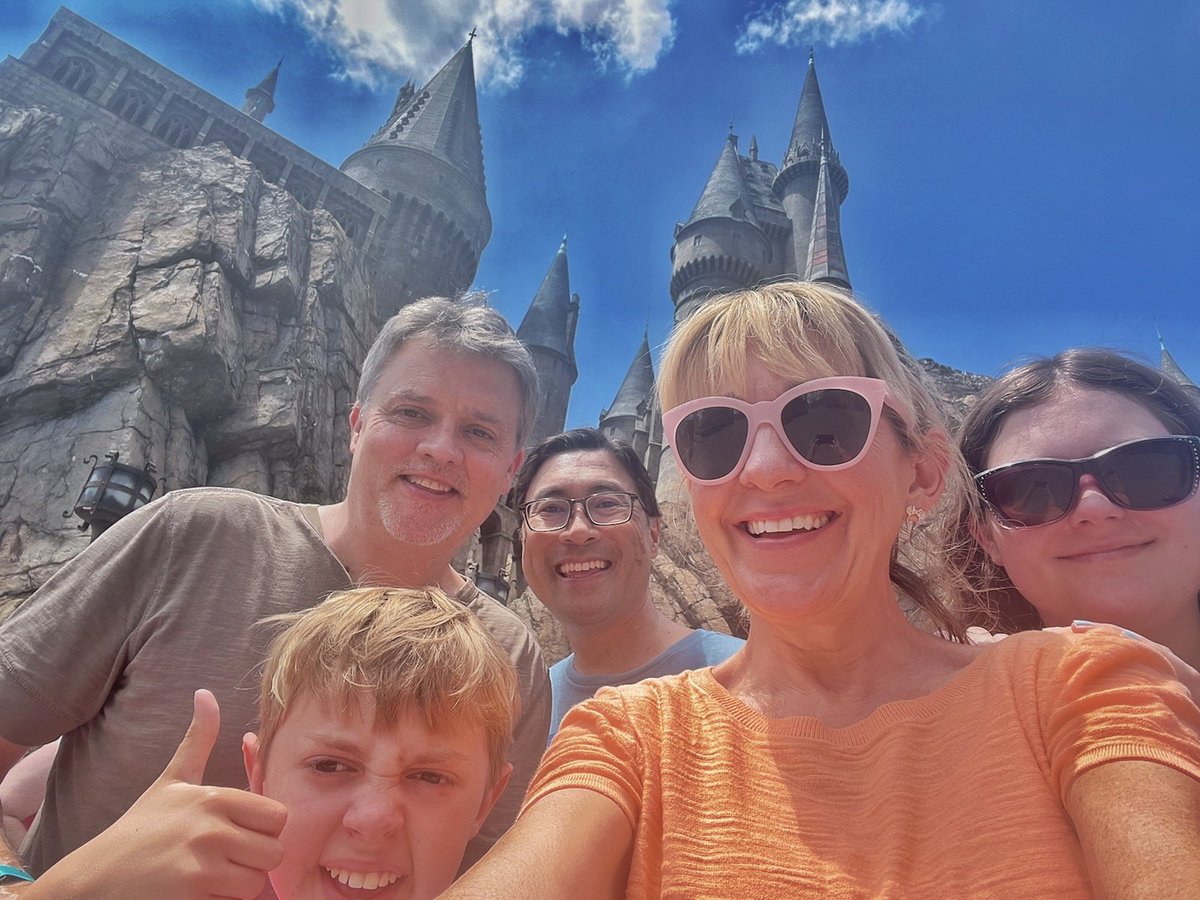 Carlos San Jose 🎢 tweet media