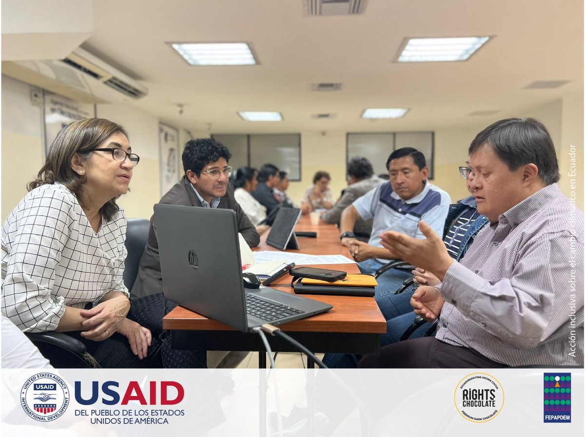 fepapdem's tweet photo. !El Nada sobre nosotros sin nosotros, se implementa en la acción¡, hoy tuvimos nuestra primara reunión de evaluación en avance al proyecto “Acción Inclusiva sobre Cambio Climático en Ecuador".
@FEPAPDEM y #ChocolatesRights en acción
Gracias al financiamiento de @USAIDLAC https://t.co/gQZftjcRBi